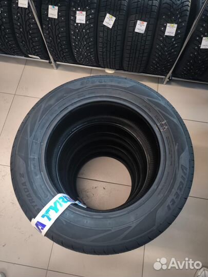 Viatti Strada 2 (V-134) 205/60 R16 96V