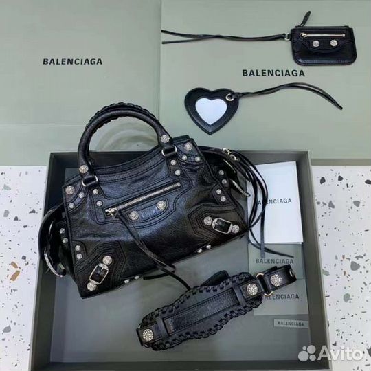 Сумки Balenciaga