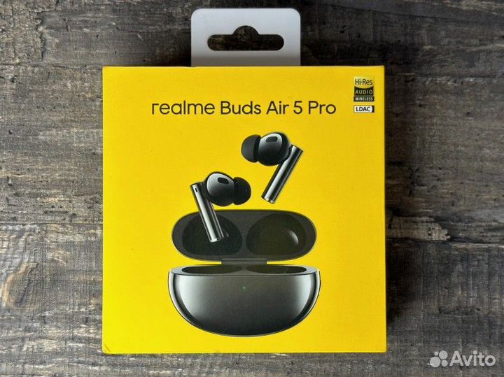 Новые наушники Realme Buds Air 5 Pro черные