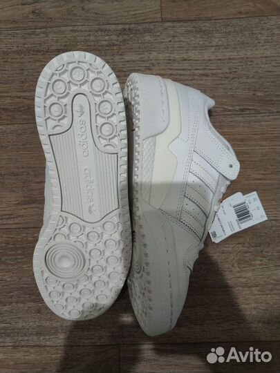 Кроссовки adidas Forum Low CL