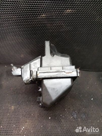 Корпус воздушного фильтра Nissan Teana J32