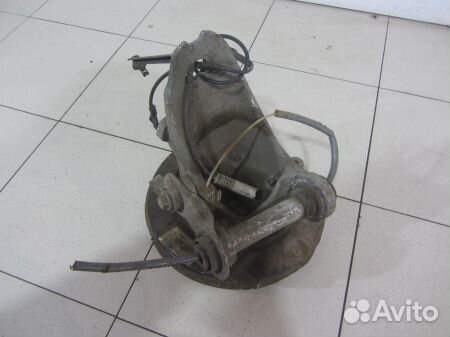 Кулак задний правый бмв 5 E39