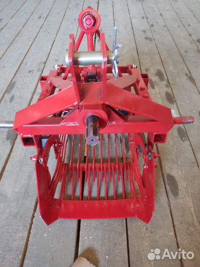 Копатель корнеплодов Завод Акимов ККМ-4, 2023