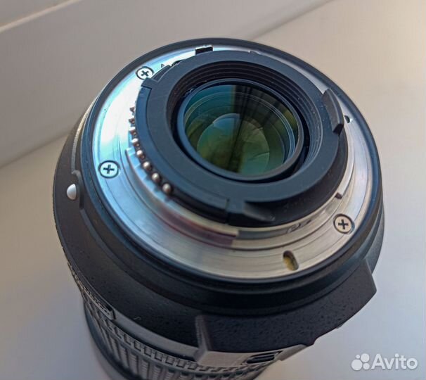 Nikon D5200 + Nikkor 18-140мм