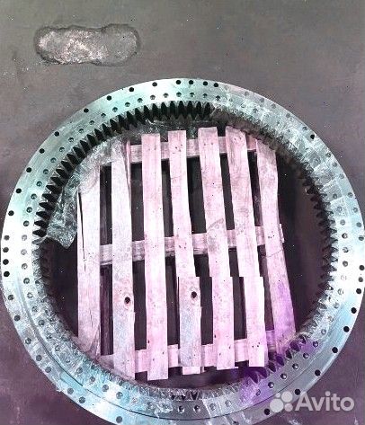 323D LN VA Поворотный круг CAT 345 / 227-6037