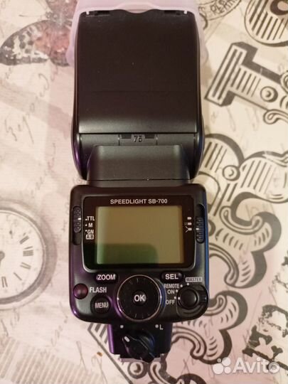 Фотовспышка Nikon Speedlight SB-700