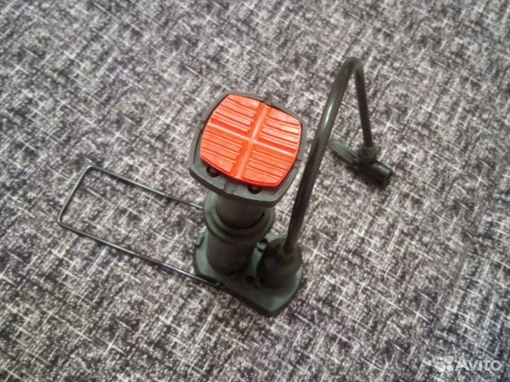 Насос для велосипеда