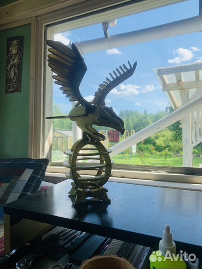 Фигурки животных и насекомых из дерева