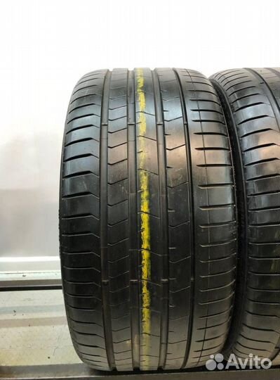 Pirelli P Zero PZ4 275/30 R21 99Y