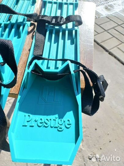 Мини-лыжи пластмассовые с креплением новые