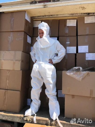 Костюм защитный одноразовый