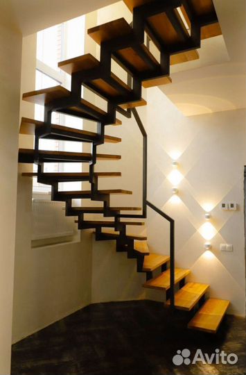 Лестница на монокосоуре