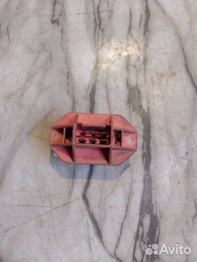 Сопротивление печки Audi 100 4A2 AAH 1992