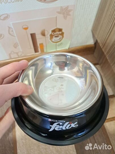 Миски для кошек