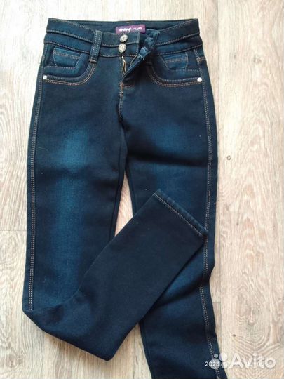 Джинсы новые
