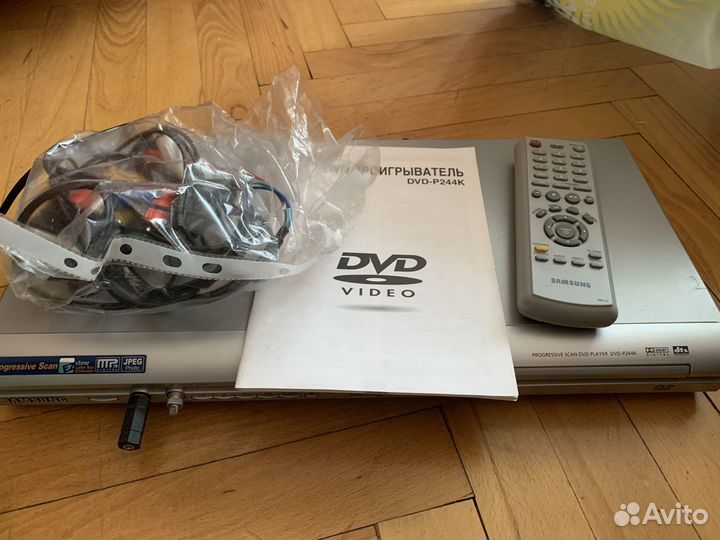 DVD-плеер Samsung DVD-P244k