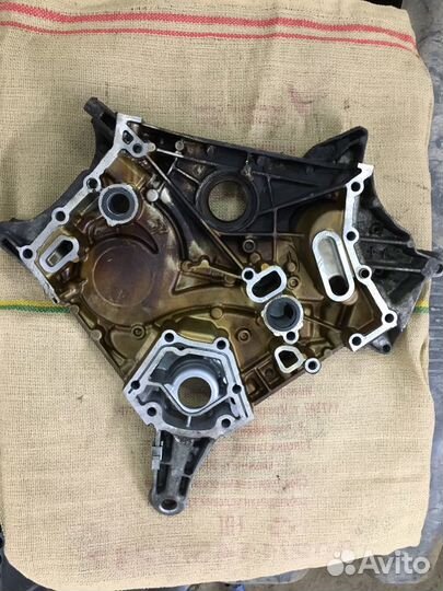 Крышка двигателя Mercedes w164 M272 3.5