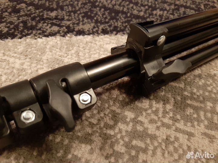 Штатив, стойка