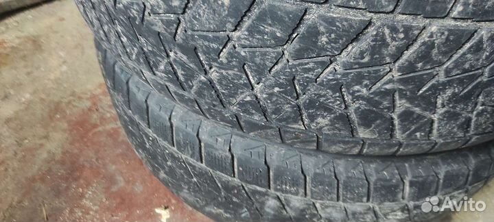 Bridgestone Blizzak DM-V2 235/65 R17 108S