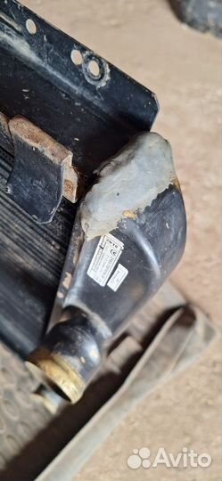 Радиатор охлаждения на УАЗ Патриот