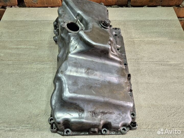 Поддон, картер двигателя BMW B47 - 8513661