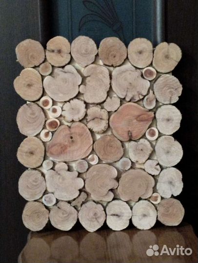 Стволы и спилы кавказского можжевельника