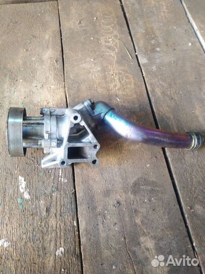 Помпа на QR20DE