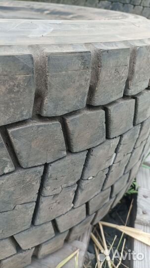 Шины 315 70 22.5 бу Bridgestone