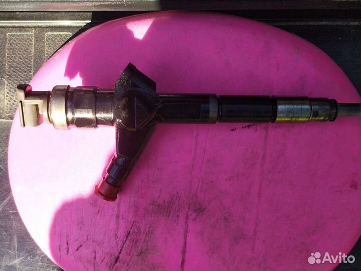 Форсунка 16600EC00B YD25DDTi б/у Navara Pathfinder