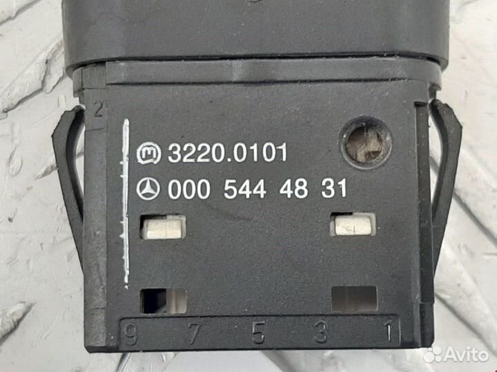 Кнопка корректора фар Mercedes-Benz Sprinter