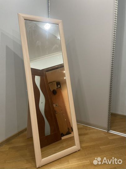 Зеркало напольное