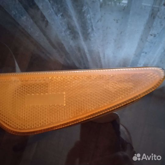 Катафот повторитель в бампер ниссан цефиро