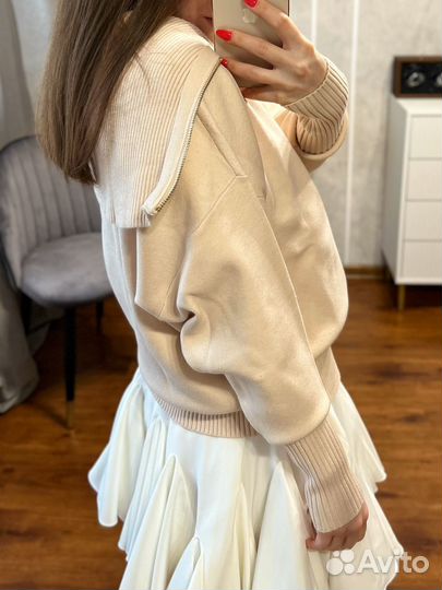 Джемпер zara с молнией