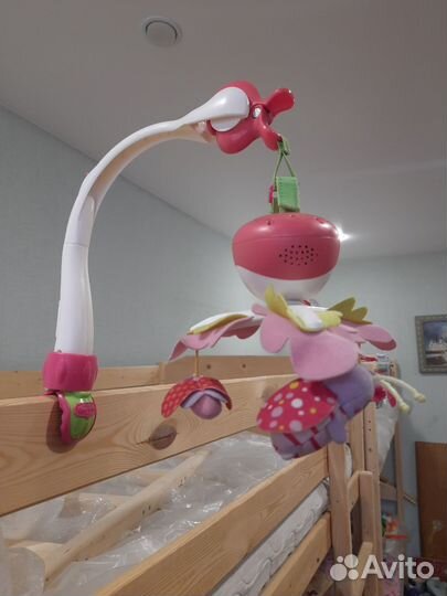 Мобиль детский на кроватку