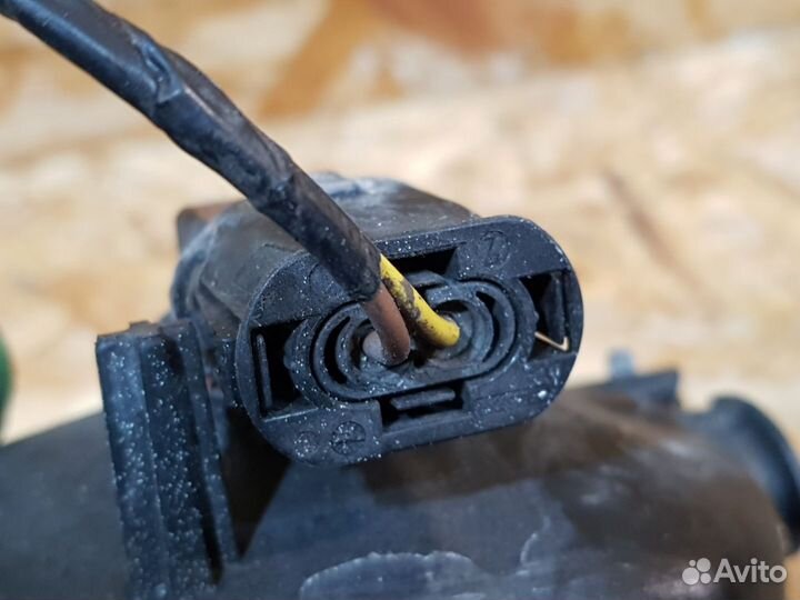 Фара противотуманная левая BMW 3 E92/E93 E93 2008