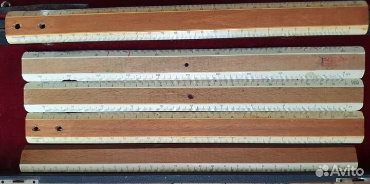 Часы телефон счёты линейки