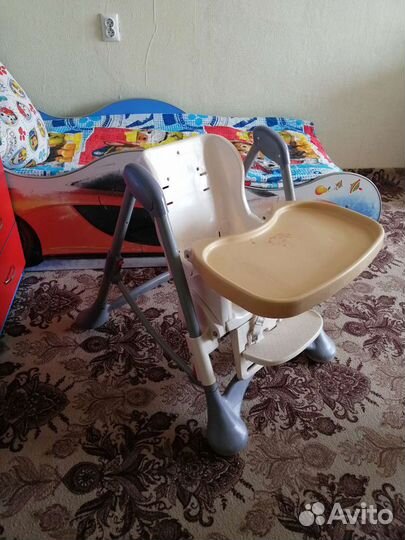 Стул для кормления