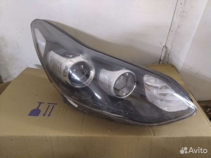 Правая фара kia sportage 4