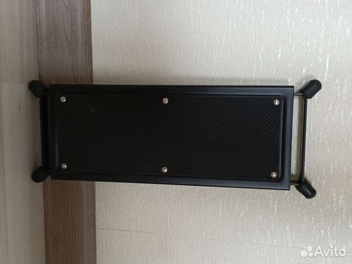 Подставка для ноги гитариста