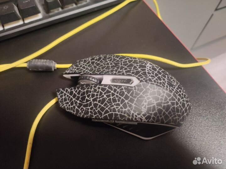 Игровая клавиатура и мышь