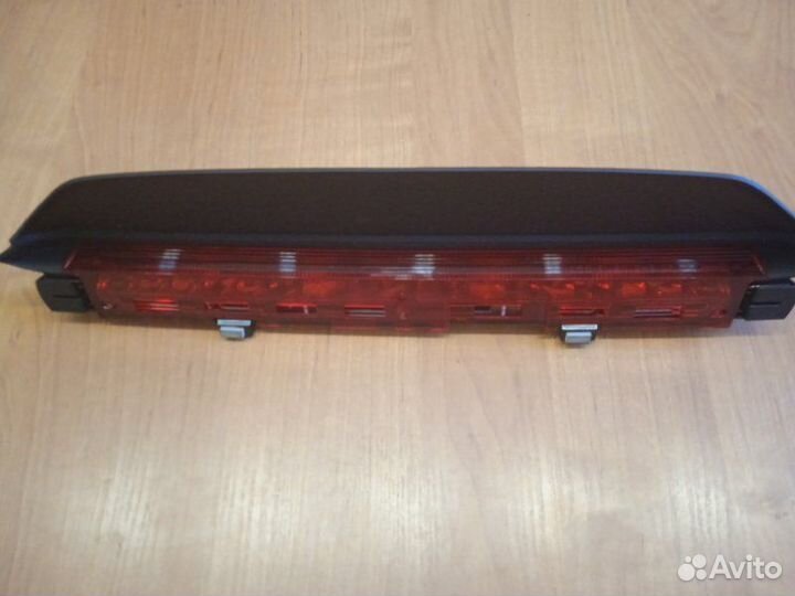 Стоп сигнал багажника (центральный, третий) Bmw