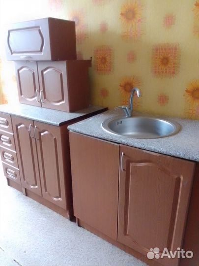 Продам кухонный гарнитуры бу