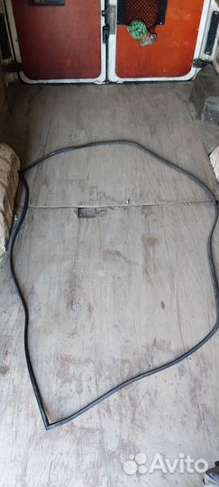 Резинка лобового стекла mercedes sprinter