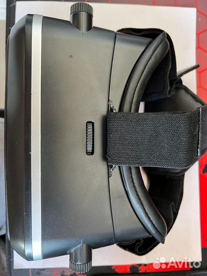 Очки виртуальной реальности для телефона