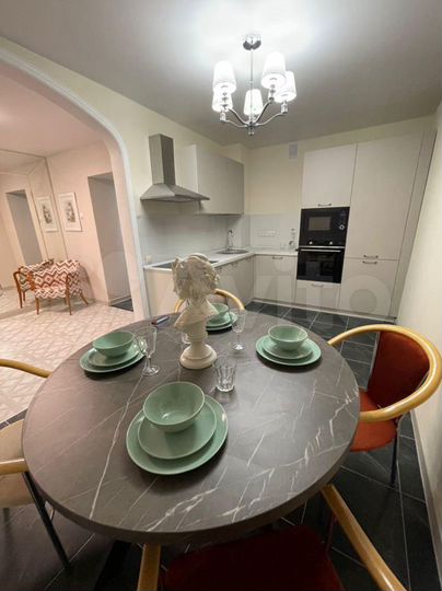 3-к. квартира, 92 м², 7/12 эт.