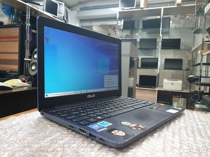 Новый ноутбук asus VivoBook E203MA RAM 4