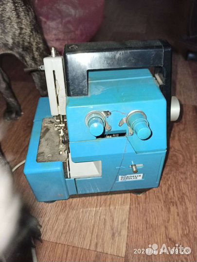 Оверлок для швейной машины