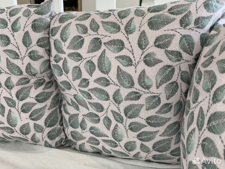 Бортики в кроватку