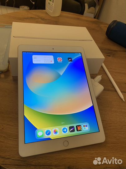 Apple iPad 6 + apple pencil