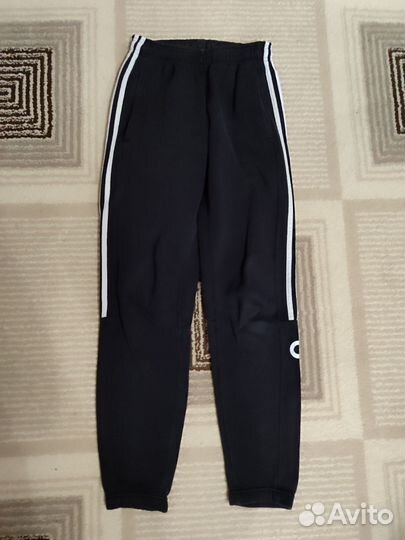 Спортивные штаны adidas мужские